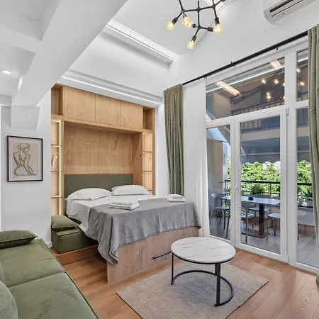 Eden Garden Boutique Center Hotel