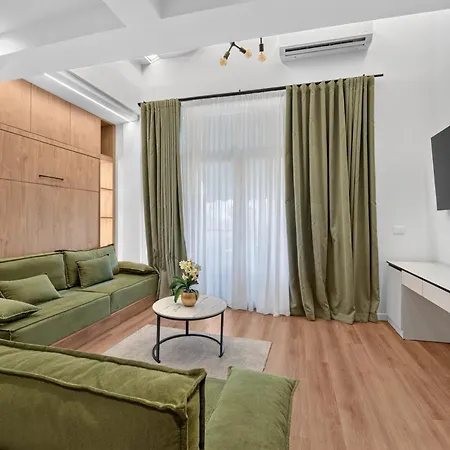 Eden Garden Boutique Center Hotel *